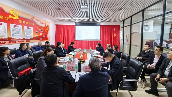 1-2调研组在广州市混凝土行业协会调研交流.jpg